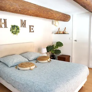  Apartment Le Massilia De Steenia France