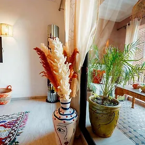 Majorelle Au Calme Apartment