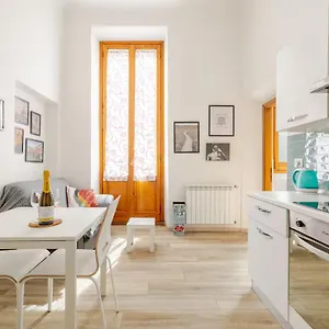  Apartment The Smart Choice Italy